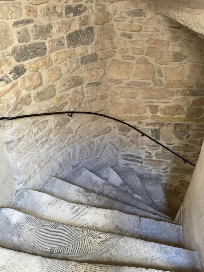Place Aux Herbes Nîmes Exterior foto